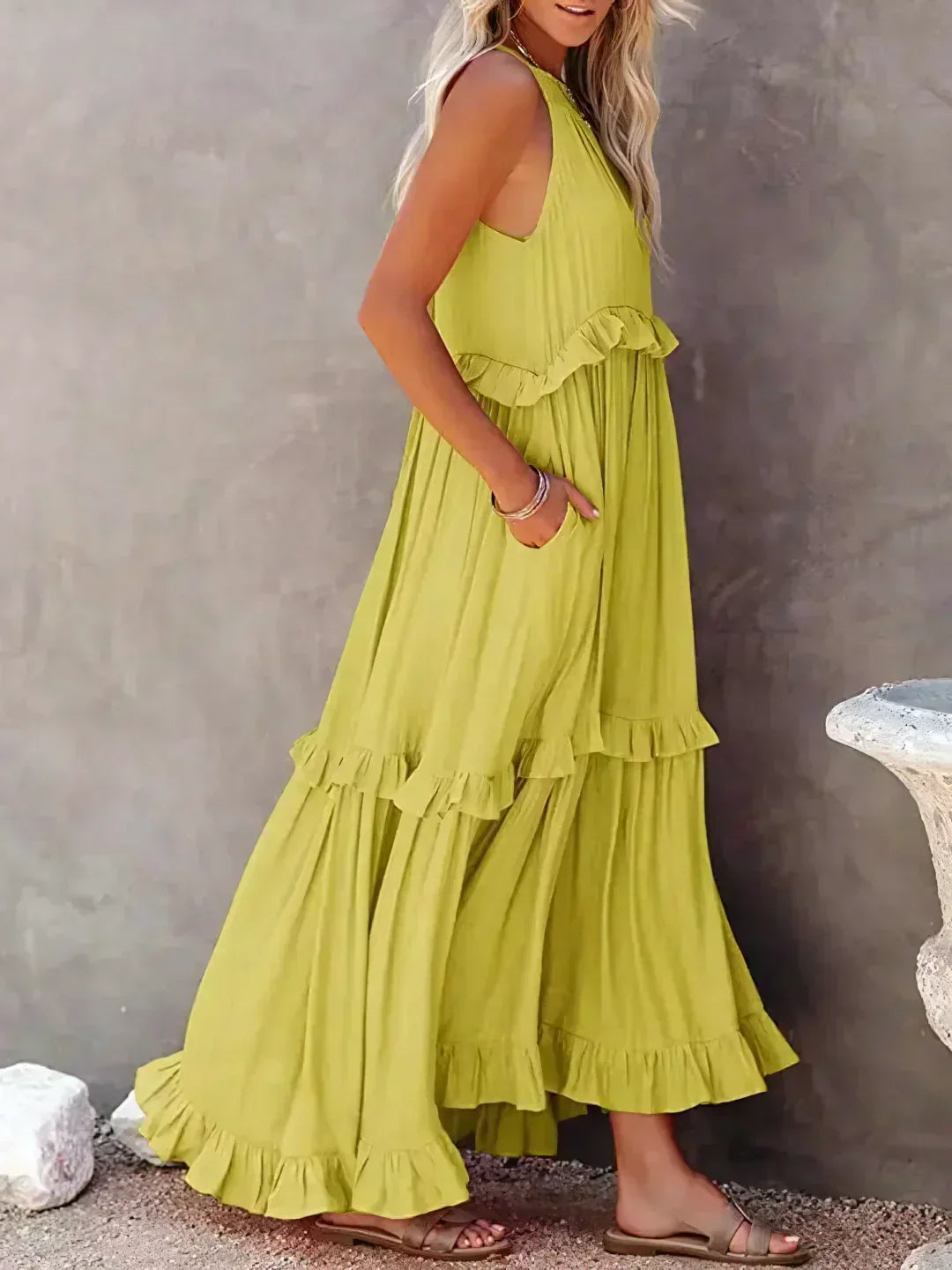 Emily™ | Halter Ruffle Maxi Dress (Almost sold out )